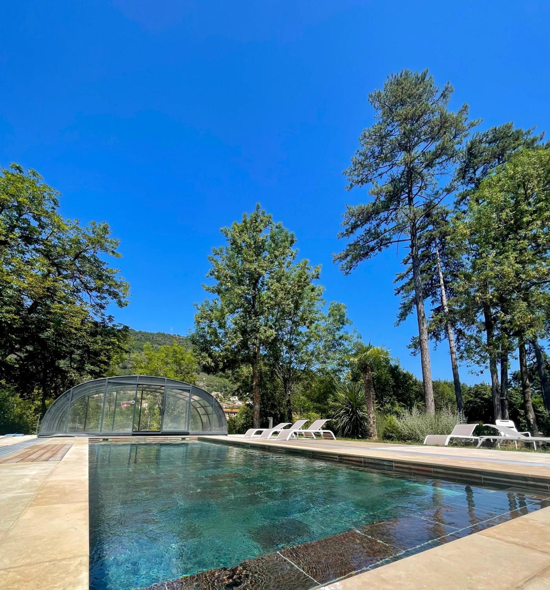 Domaine Le Vaxergues Apartment Saint-Affrique Exterior photo